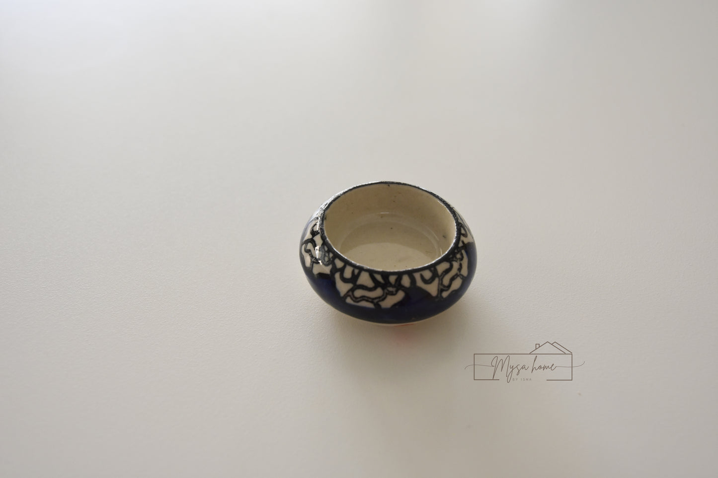 Blue Pottery Round Tea light Blue Flower
