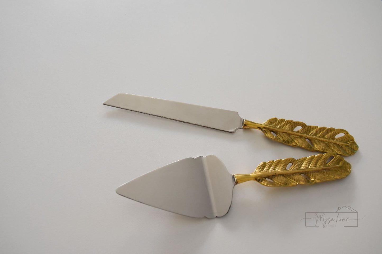 Cake Cutting Set - Gold Feather Scallop Collection