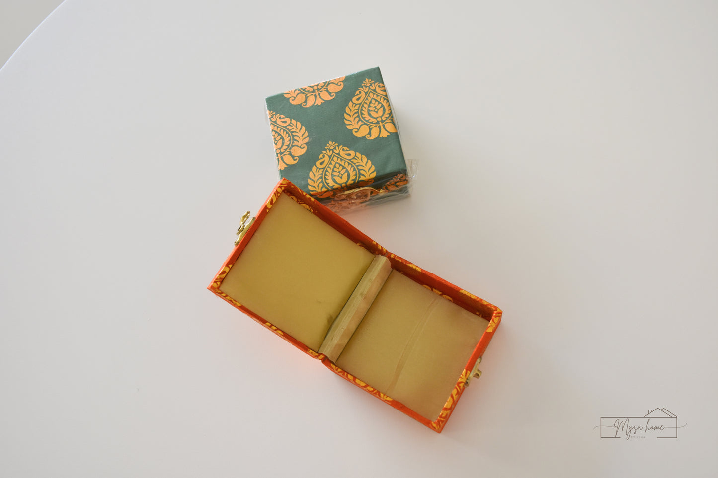 Box Favor