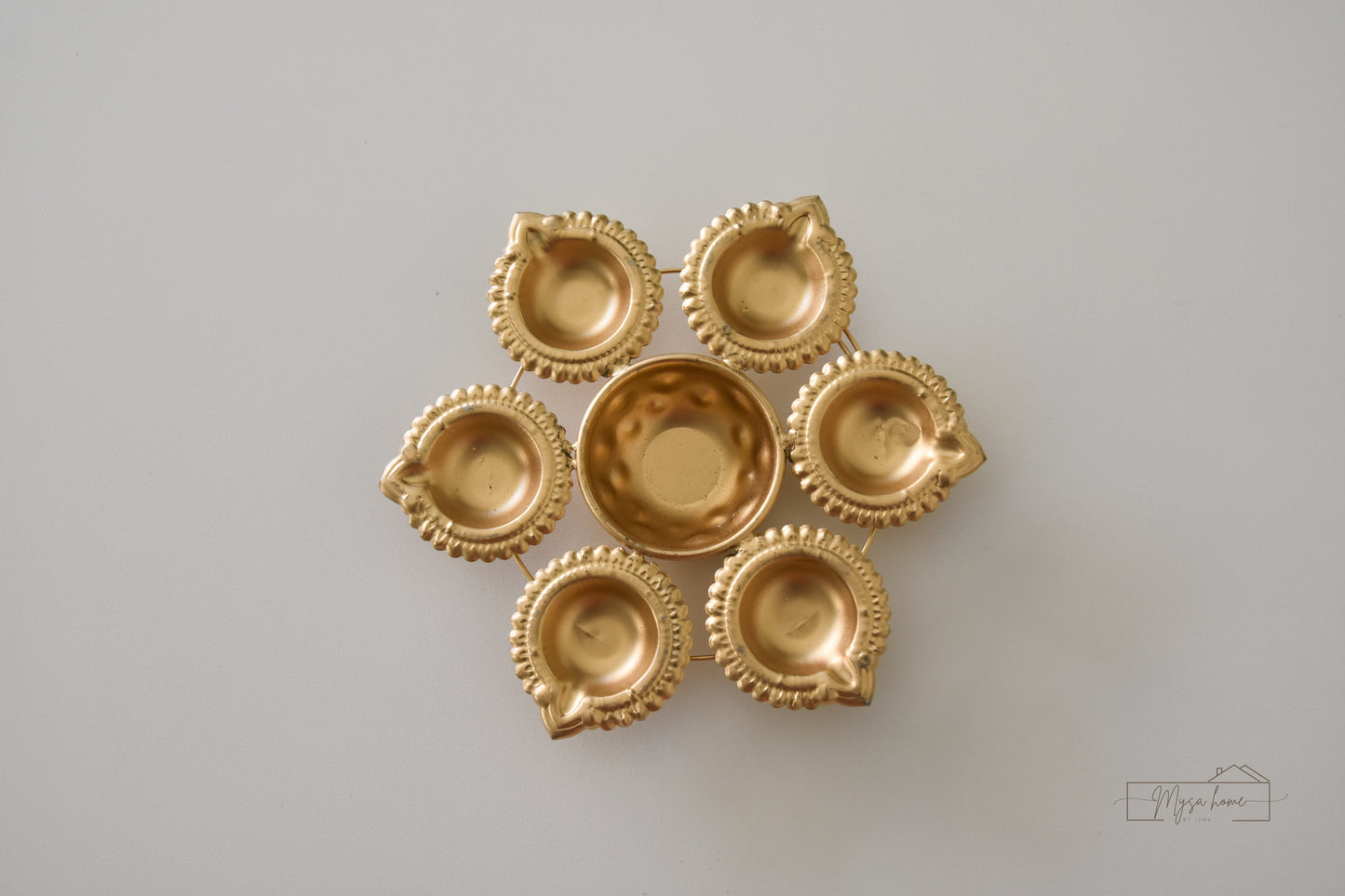 Urli - Metal Round Small