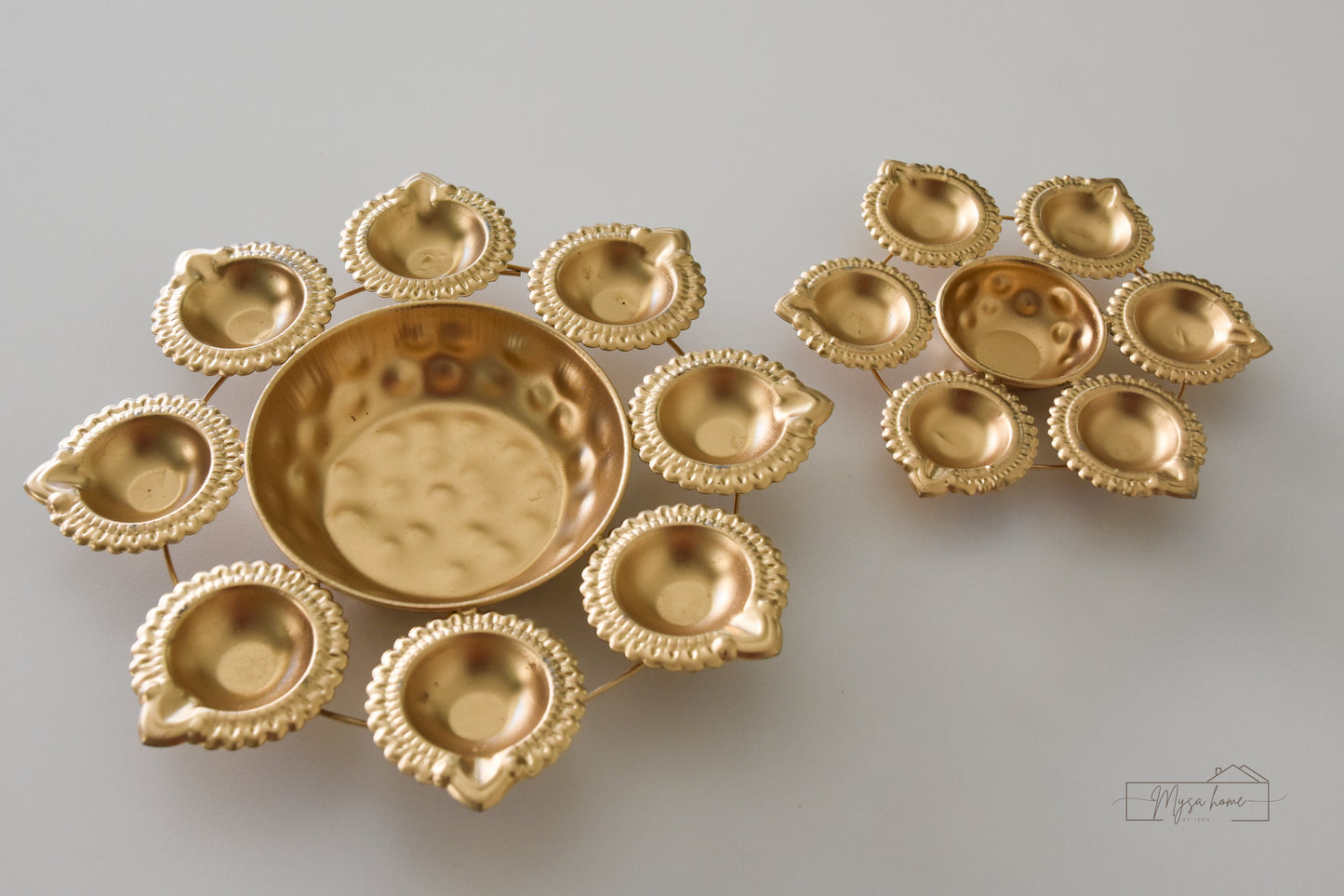 Urli - Metal Round Small