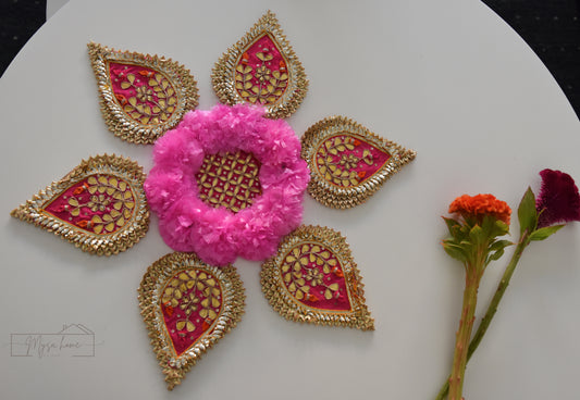 Rangoli Mats : Marigold Gota Mats Set of 7