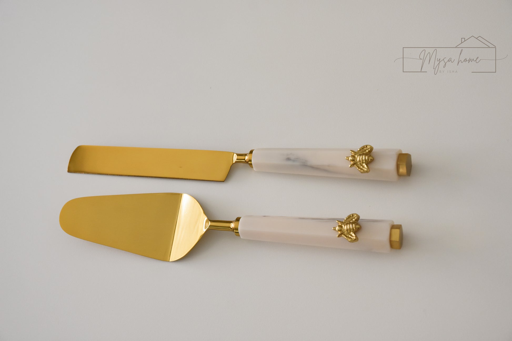 Bee Cake Set - Stainless steel and brass bee detail serving set