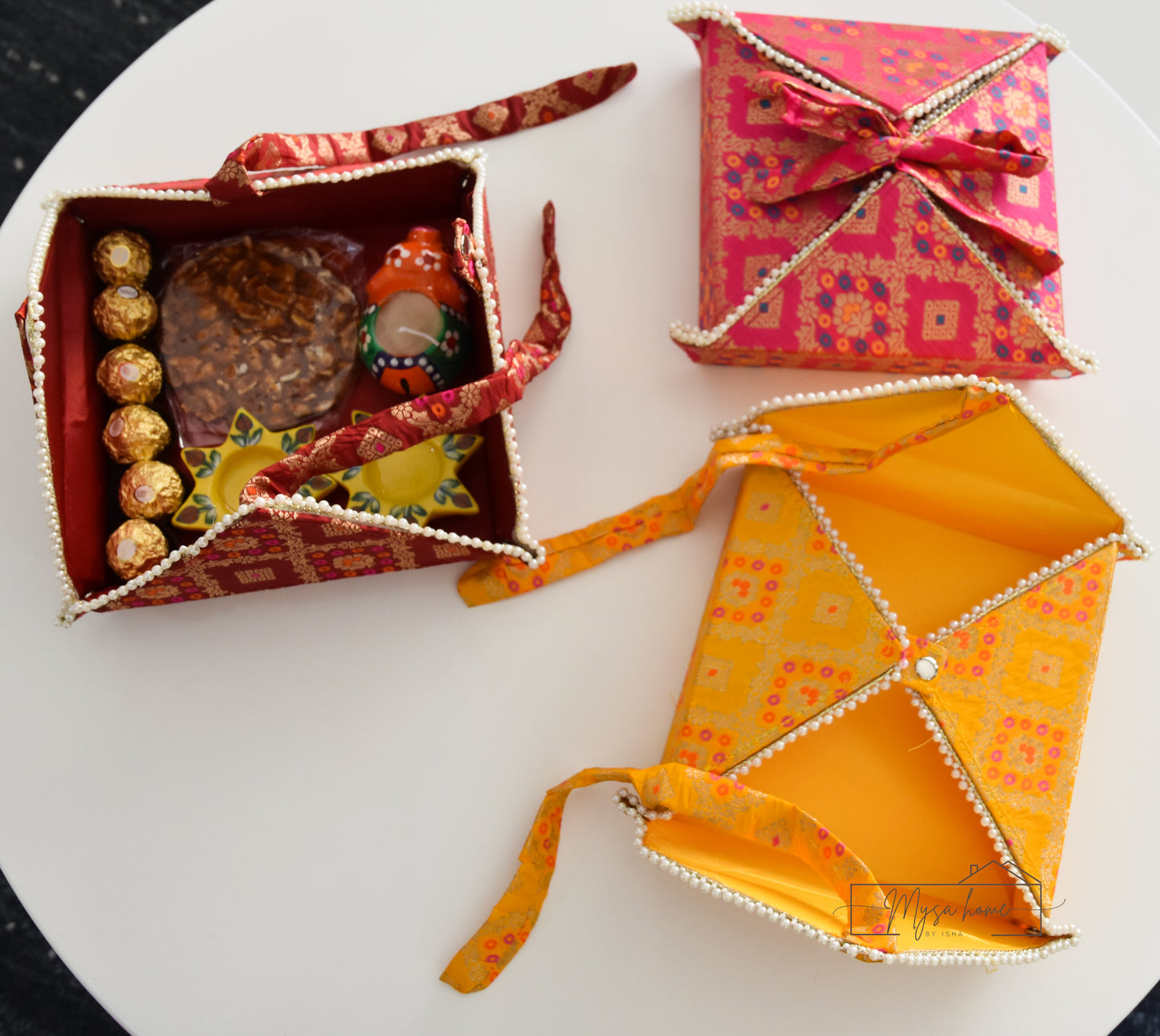 Brocade Favor Box Folding