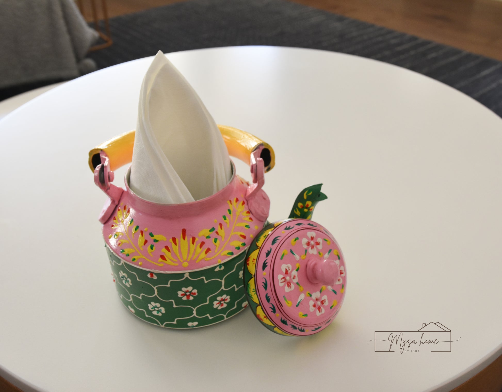 kettle used as a napkin holder